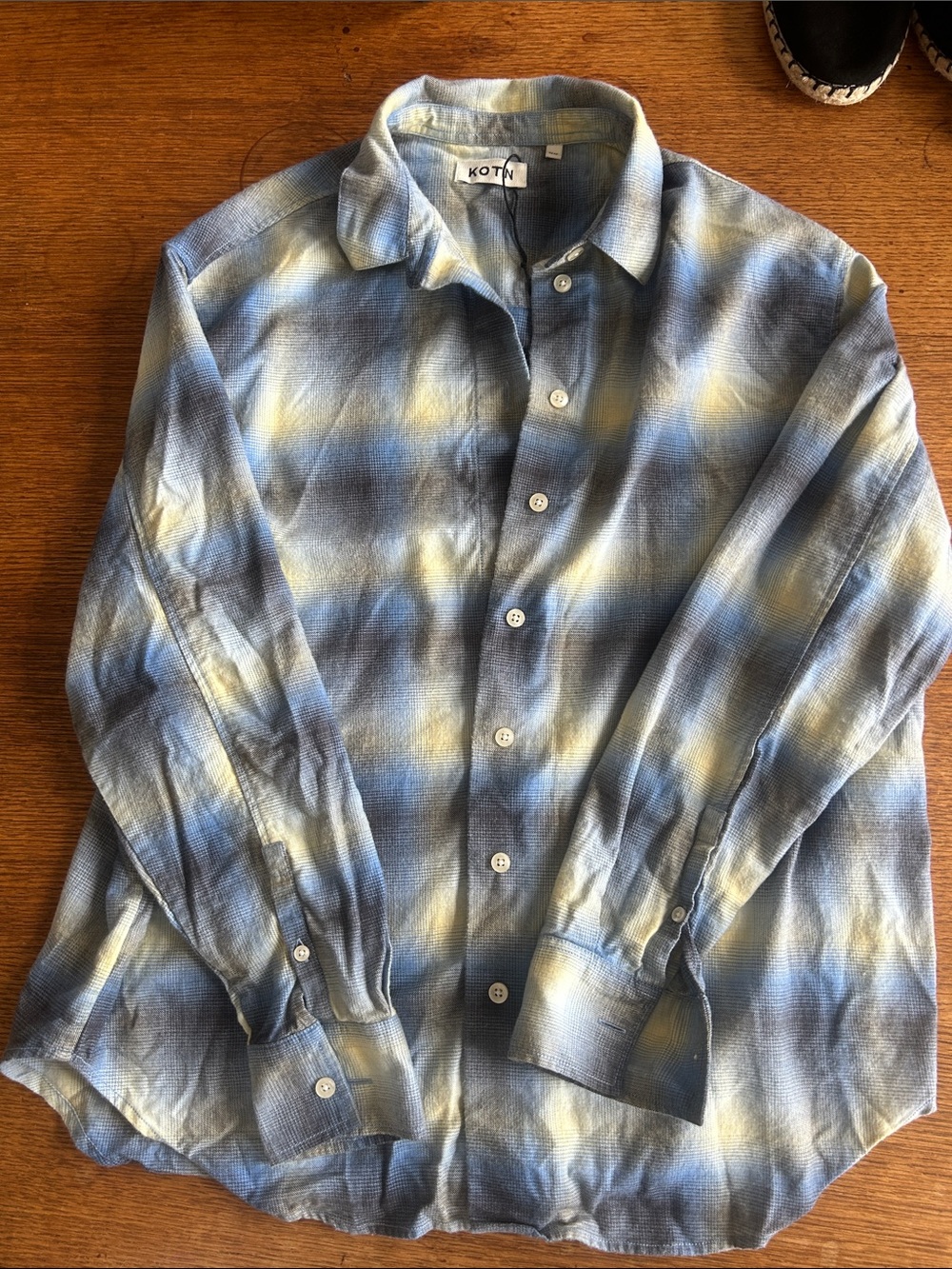 KOTN Blue and Cream Washed Plaid Long-Sleeve Button-Down Shirt